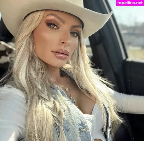 Holly Stocks OnlyFans Thumbnail #MpgtMNtSsY