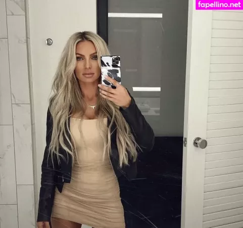 Holly Stocks OnlyFans Thumbnail #NyLHw25NSN