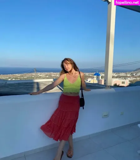 Holly Taylor OnlyFans Thumbnail #1iuJCmpGcT