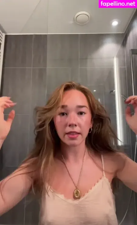 Holly Taylor OnlyFans Thumbnail #iCN1lBWKOP