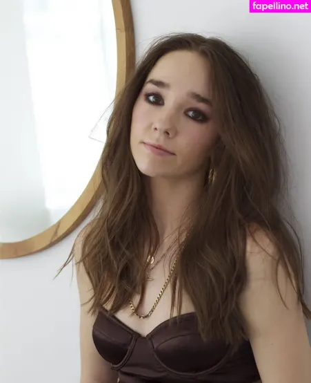 Holly Taylor OnlyFans Thumbnail #sEagMdD1Kw
