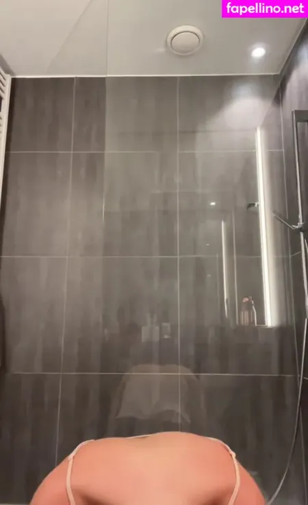 Holly Taylor OnlyFans Thumbnail #ySn22DMmwI