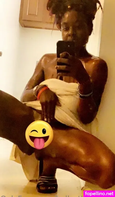 Holly Thedancer OnlyFans Thumbnail #PTt4kWQpUI