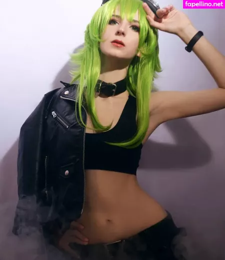 Holly White OnlyFans Thumbnail #3e4G1Q5uhu