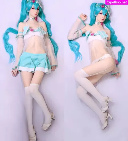 Holly White OnlyFans Thumbnail #BUvZe1KD1P