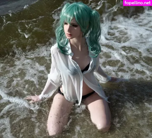 Holly White OnlyFans Thumbnail #vo2UaCRcFt