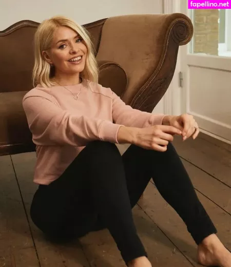 Holly Willoughby OnlyFans Thumbnail #sxw1XylsME