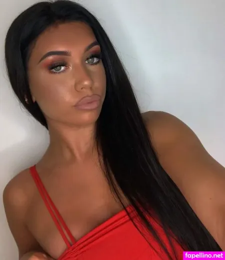 Hollyasminee Main Profile Photo