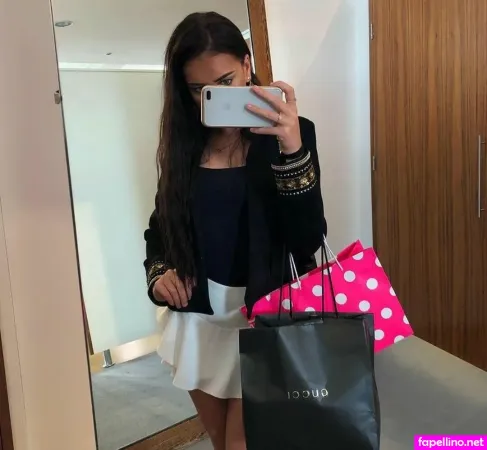 Hollyasminee OnlyFans Thumbnail #nqq9ojHwso