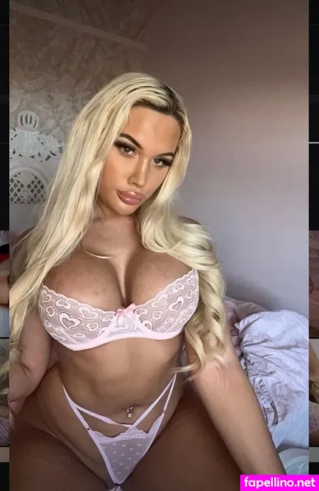 Hollyauroraxox OnlyFans Thumbnail #UuTK2ZPFAT
