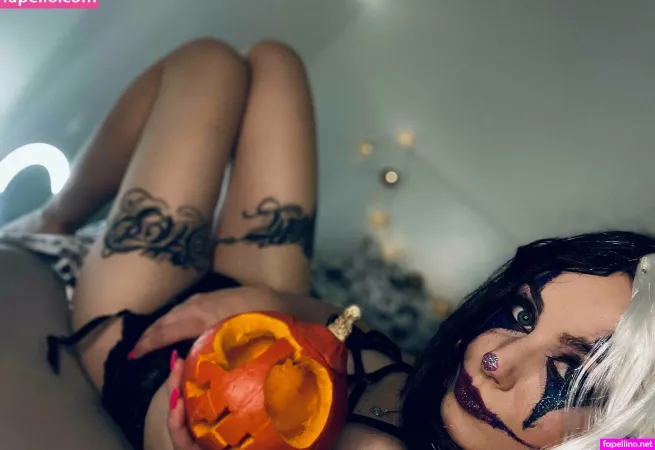 Hollyclue 1 OnlyFans Thumbnail #tu39EiKFHh