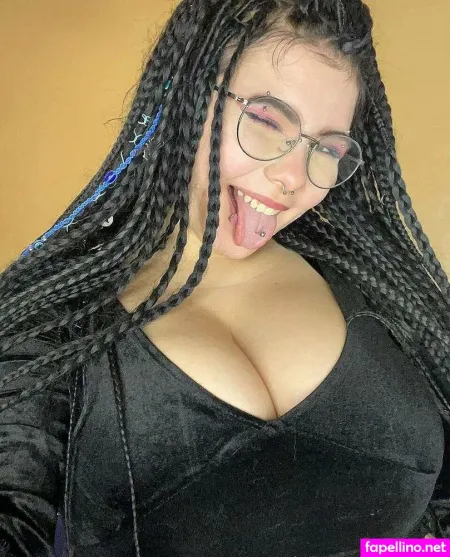 Hollydi OnlyFans Thumbnail #S0MQ1DLd2v