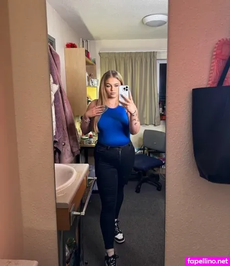 Hollyevansx OnlyFans Thumbnail #PIFjFvpbCG