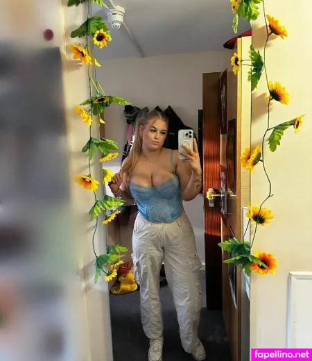 Hollyevansx OnlyFans Thumbnail #XoGZNCki2D