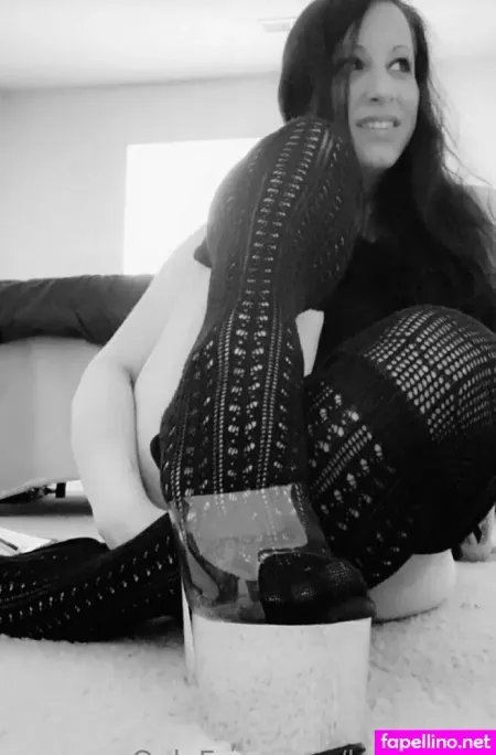 Hollyfree OnlyFans Thumbnail #wIYt5gMItf