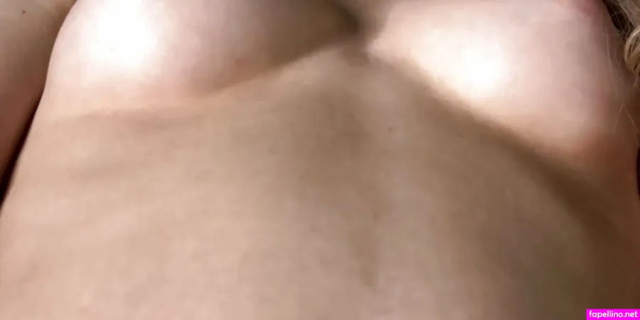 Hollyglamour Main Profile Photo