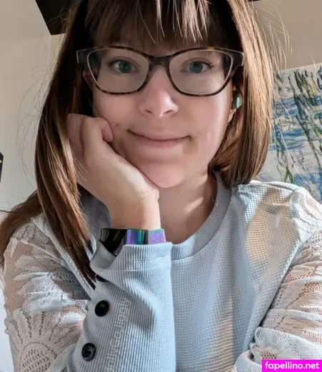 Hollygojiggly 1 OnlyFans Thumbnail #2Tr0S3i5eH