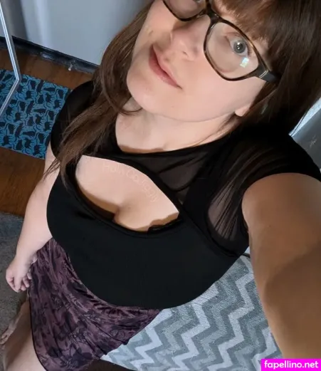Hollygojiggly 1 OnlyFans Thumbnail #7fKSIbaBQS