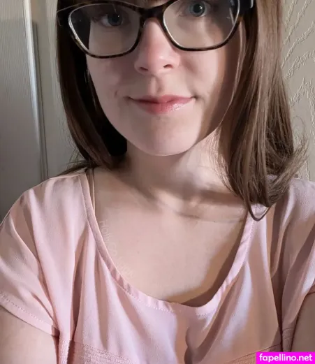 Hollygojiggly 1 OnlyFans Thumbnail #TebgdCLgin