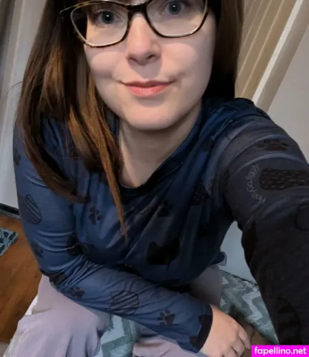 Hollygojiggly 1 OnlyFans Thumbnail #XNrnGH8KlM