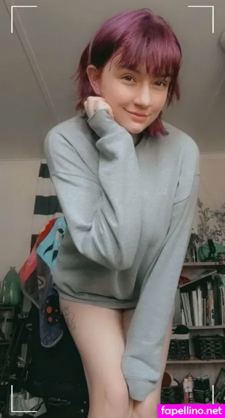 Hollygraileonline OnlyFans Thumbnail #WANlCjzeks