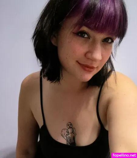 Hollygraileonline OnlyFans Thumbnail #n2VwRFnMs8