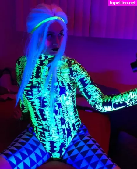 Hollygraphix OnlyFans Thumbnail #UVzPPwvC4b