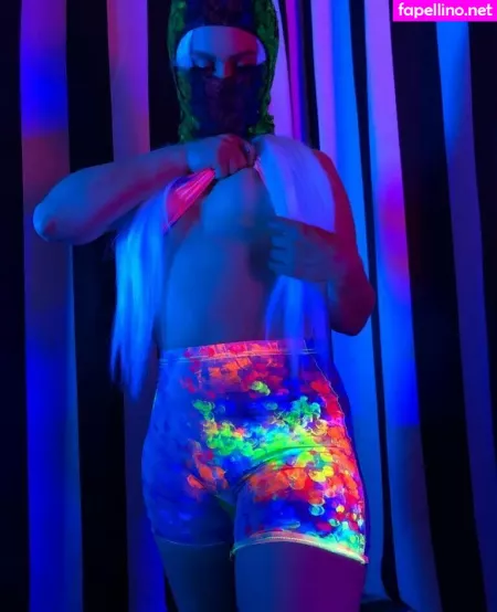 Hollygraphix OnlyFans Thumbnail #euWxdYtx49