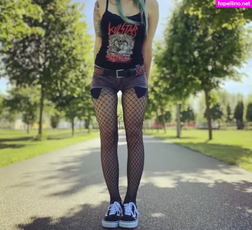 Hollyhellfree OnlyFans Thumbnail #IUHQG2JKAu