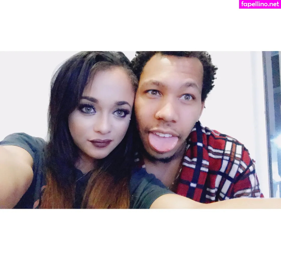 hollyhendrix_, hollyhendrixofficial Nude Leaked OnlyFans Photo #H9sn5CIrrL