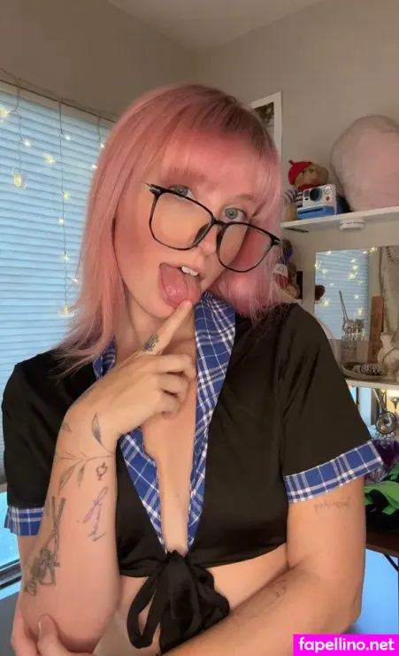 Hollyhunt 1 OnlyFans Thumbnail #WmlHXflCTR