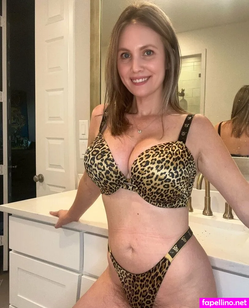 Hollyj Johnston Nude Leaked OnlyFans Photo #A2QdCft6wO