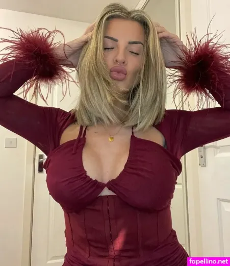 Hollyjgm16 OnlyFans Thumbnail #TMg7087F0T