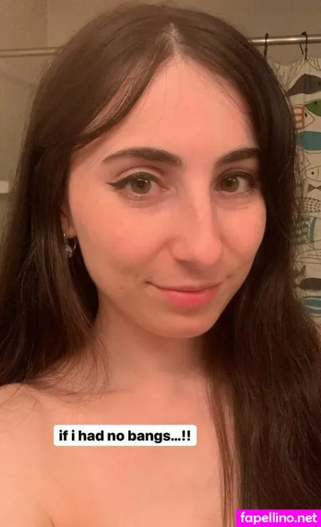 Hollykipz Main Profile Photo