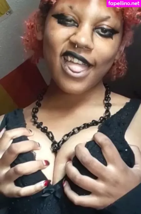 Hollyleafz OnlyFans Thumbnail #e8NUFpH838