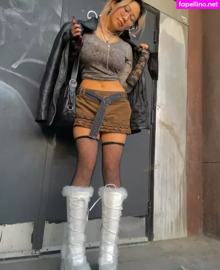 Hollyliangg OnlyFans Thumbnail #0aKaaCtWvw