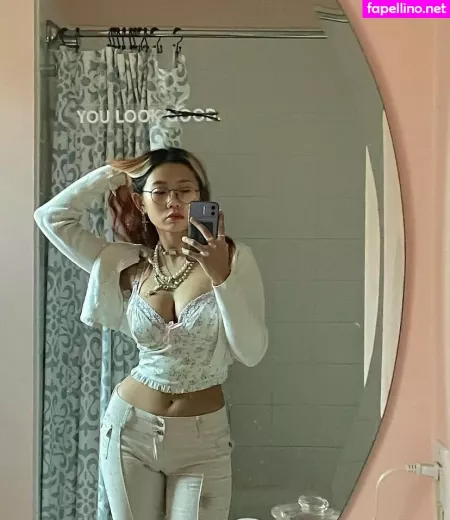 Hollyliangg OnlyFans Thumbnail #uIx5oxsbdn