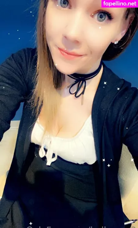 Hollymae3 OnlyFans Thumbnail #HRAWokg70R