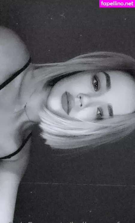 Hollymoonvvip OnlyFans Thumbnail #DBPADLWdHR