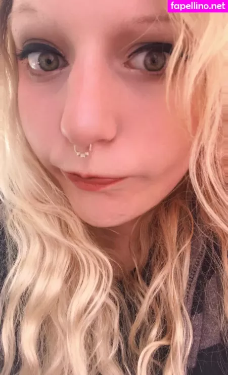 Hollynicolebtch OnlyFans Thumbnail #2wAYjg669l