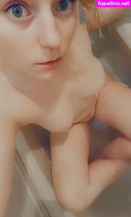 Hollynicolebtch OnlyFans Thumbnail #8ojhQ3Ko3x