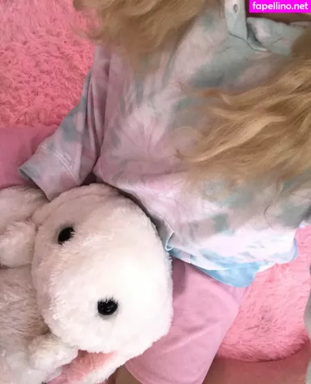 Hollynicolebtch OnlyFans Thumbnail #nis1d46jfs