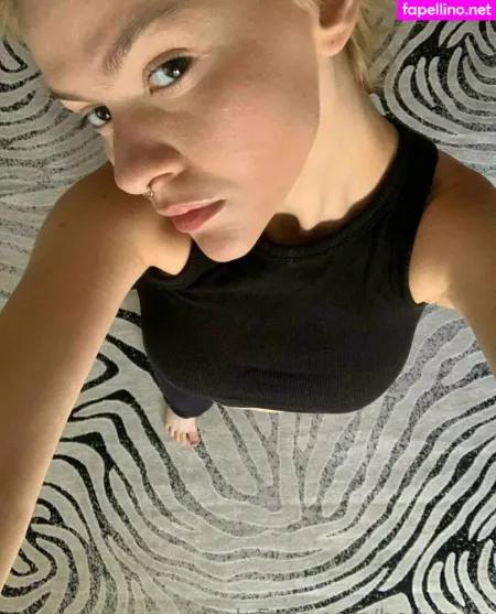 Hollyrolly OnlyFans Thumbnail #RgM4RPb1dJ