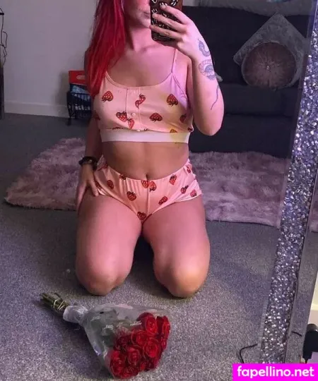 Hollyscott77 OnlyFans Thumbnail #1qNy3Q3cCw
