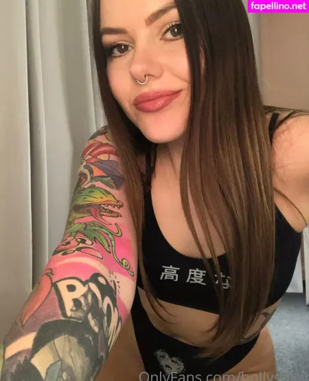 Hollyspicy OnlyFans Thumbnail #o0Dn9CfVHL
