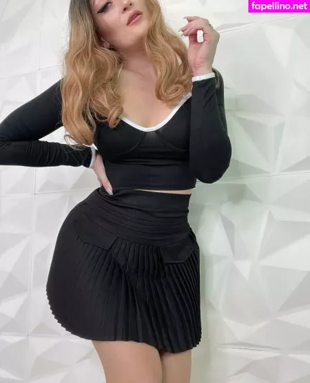 Hollythauls OnlyFans Thumbnail #5WGpX8pMwL