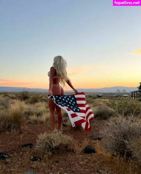 Hollyxxxmae OnlyFans Thumbnail #gezbuJ1vp5