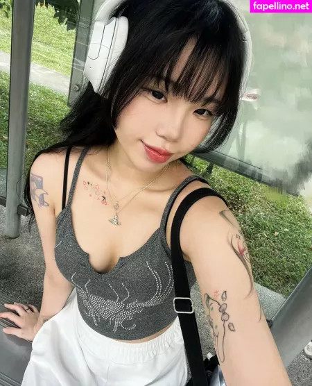 Holo Saxual OnlyFans Thumbnail #PcxcrX1SsW
