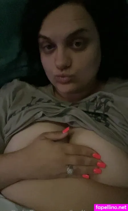 Holtmeplease OnlyFans Thumbnail #m4SiVrMya6