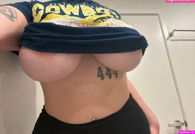 Holybribri OnlyFans Thumbnail #crIcJrycYI
